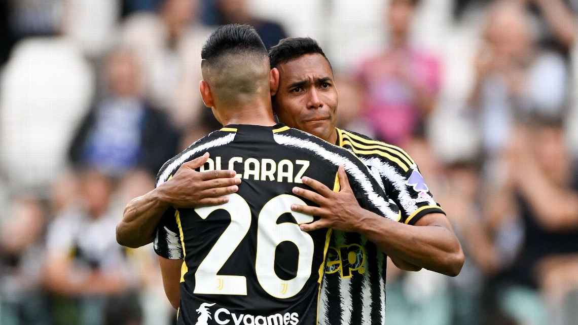 Alcaraz tem número definido, quer jogar Corinthians x Flamengo e revela papo com Alex Sandro: ‘Indo ao maior do Brasil’