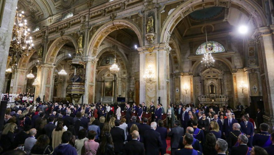 FOTOS Y VIDEO – Te Deum: monseñor Chomalí llamó a un acuerdo nacional en materia de seguridad y contra la corrupción