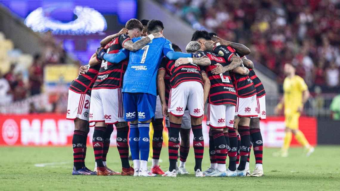 Rossi reclama de vaias da torcida do Flamengo: ‘Gera ambiente ruim para todo mundo’