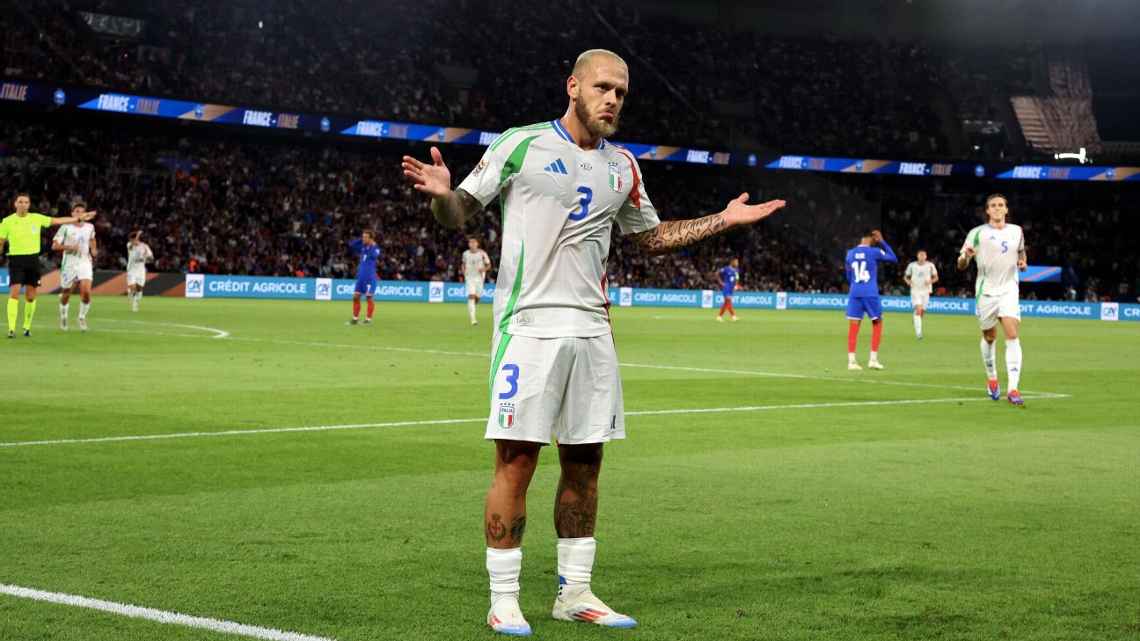 França abre o placar com 13 segundos, mas Itália ‘cala’ o Parque dos Príncipes e estreia com virada na Nations League