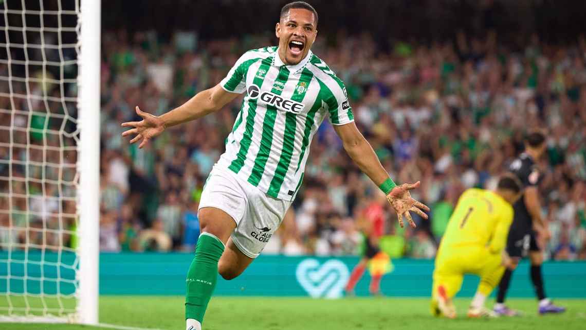 Vitor Roque mostra oportunismo, faz primeiro gol Real no Betis e garante vitória em LALIGA