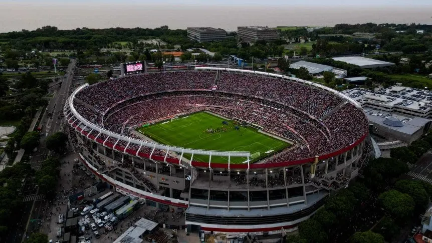 River vs.Talleres, con cambio de horario: jugarán el domingo a las 18.15