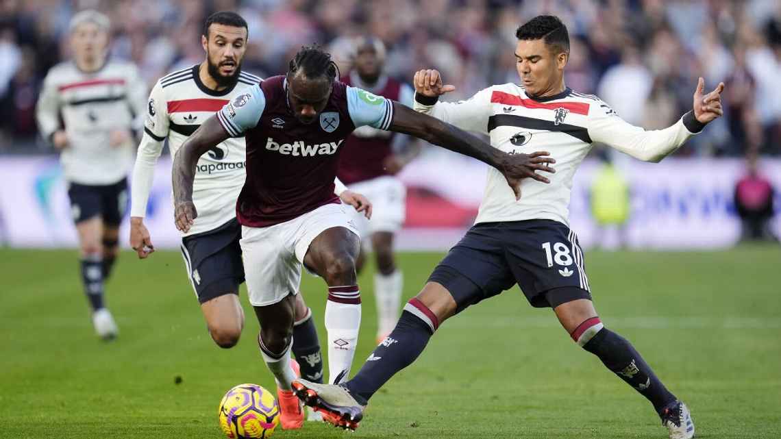 Casemiro marca, mas United cede gol no fim, perde para o West Ham e segue em crise na Premier League