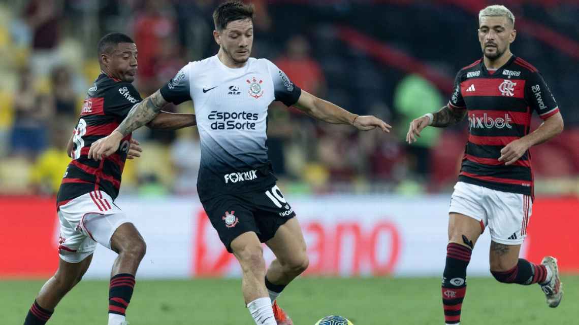 Corinthians e Flamengo divulgam escalações para semifinal da Copa do Brasil; veja os times