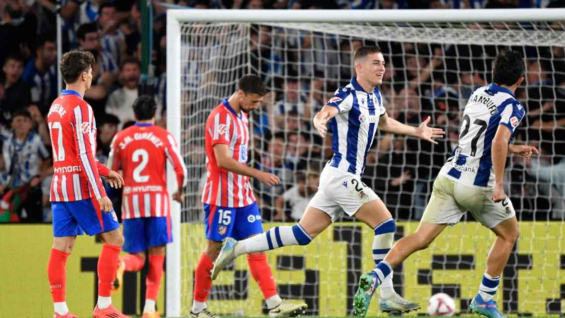 Atlético de Madrid sofre golaço no fim e tropeça na Real Sociedad em LALIGA