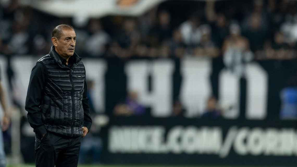 Corinthians ‘apático’ contra Flamengo? Ramón rebate repórter e manda ‘recado’ à torcida: ‘Não sei quem está tão inconformado’