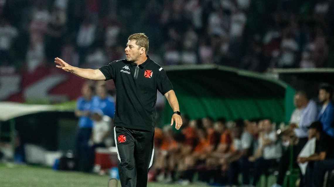 Rafael Paiva fala em ‘guerra’ e projeta Vasco x Atlético-MG: ‘Jogo mais importante dos últimos 11 anos’