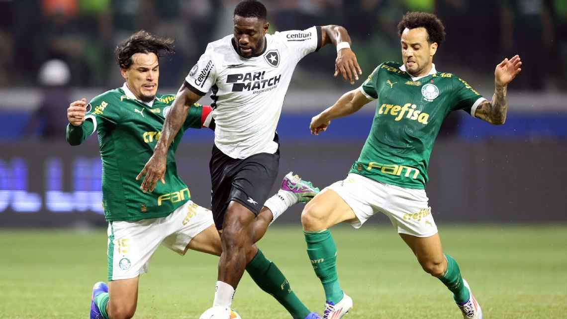 Palmeiras acima do Botafogo, Fortaleza e Flamengo quase fora: as chances de título no Brasileirão