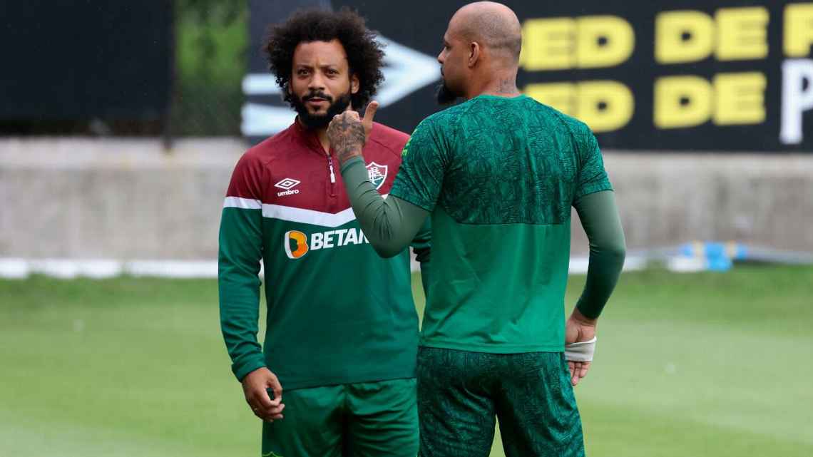 A troca de mensagens entre Marcelo e Felipe Melo após lateral deixar o Fluminense