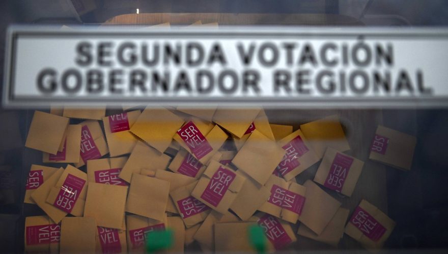 Ganadores y perdedores en cada región de Chile: los resultados que dejó la segunda vuelta de gobernadores