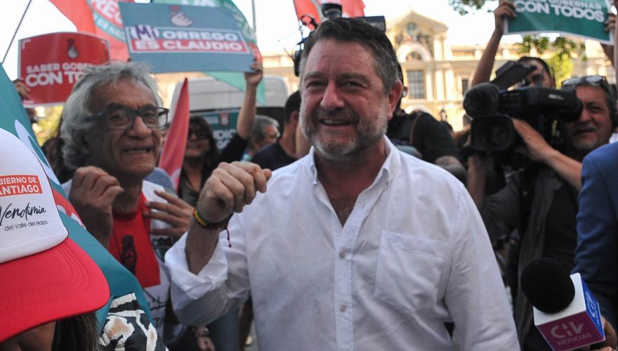 Claudio Orrego fue reelecto gobernador de la RM: “Esto no fue un plebiscito del Gobierno, fue sobre el liderazgo que necesita la ciudad”