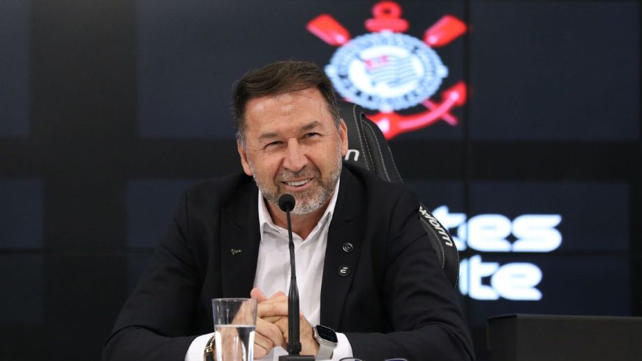 Augusto Melo banca Ramón Díaz em 2025, vê ‘chance zero’ de perder Hugo e fala de Sergio Ramos no Corinthians