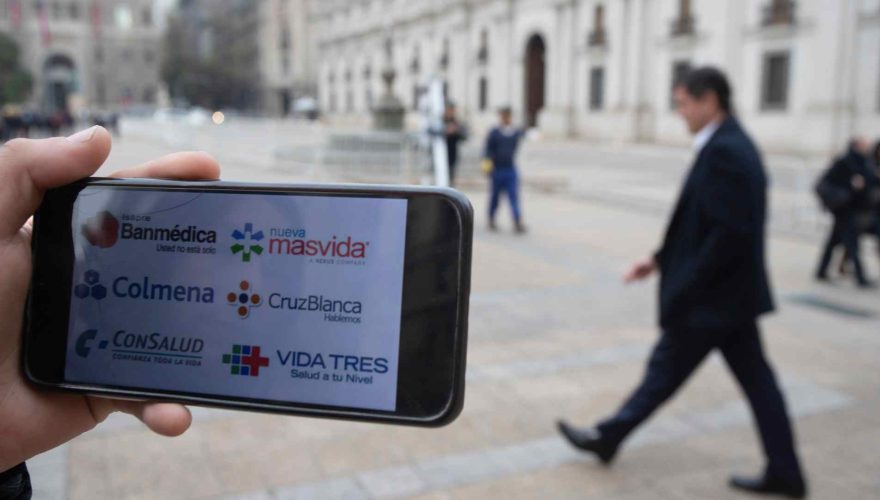 Menos de $700 al mes y en 150 cuotas: Isapres informan cómo devolverán excesos a afiliados