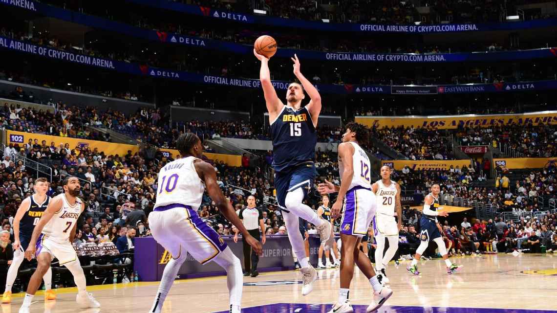 LeBron x Jokic: astro dos Nuggets mostra porquê é o atual MVP e comanda grande vitória em LA