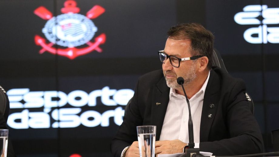 Corinthians anuncia plano para pagamento de dívidas e aguarda aval da CBF