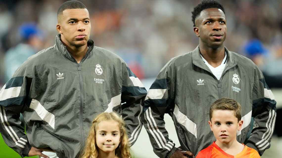 Benzema coloca Vinicius Jr. como ‘melhor do mundo’ e diz qual é o ‘problema’ de Mbappé no Real Madrid