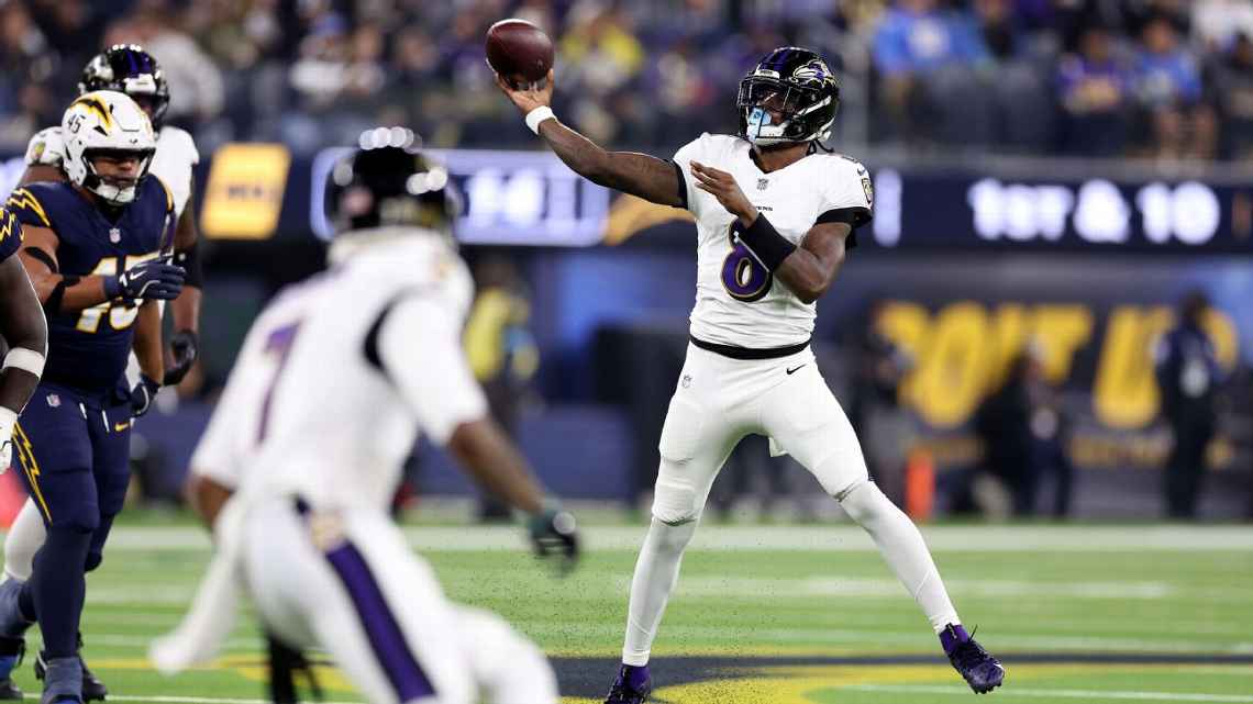 Lamar Jackson comanda vitória de Baltimore Ravens sobre Los Angeles Chargers no Monday Night Football