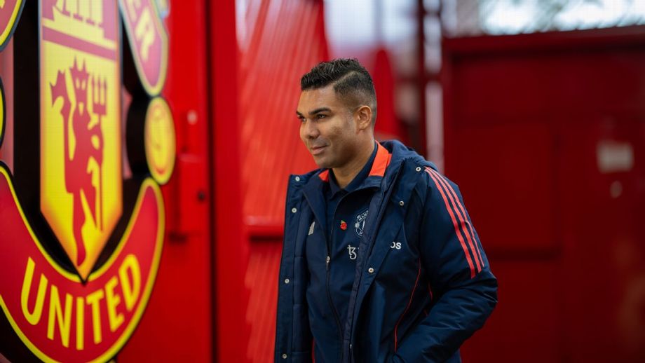 Ídolo do Manchester United critica atitude de Casemiro após chegada de novo técnico: ‘Não foi a melhor’