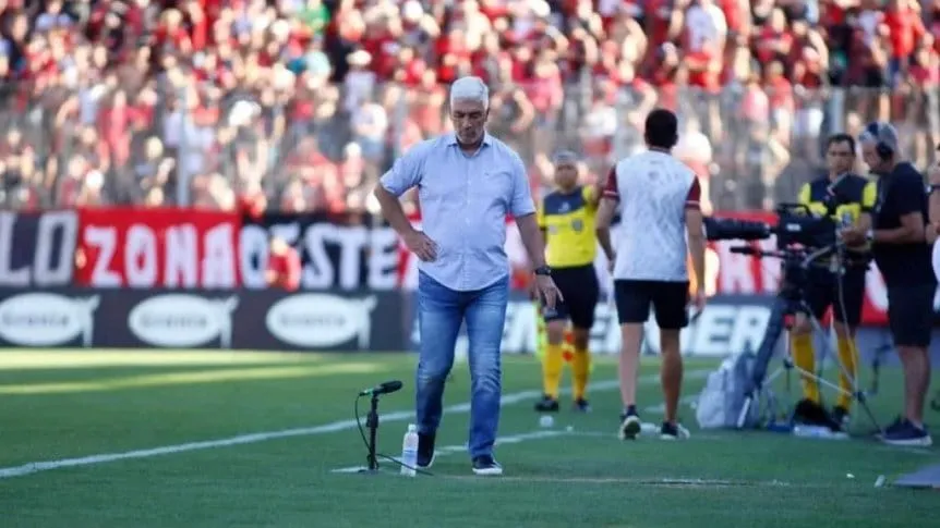 De Felippe, molesto por no saber fecha y lugar de la final de Copa Argentina