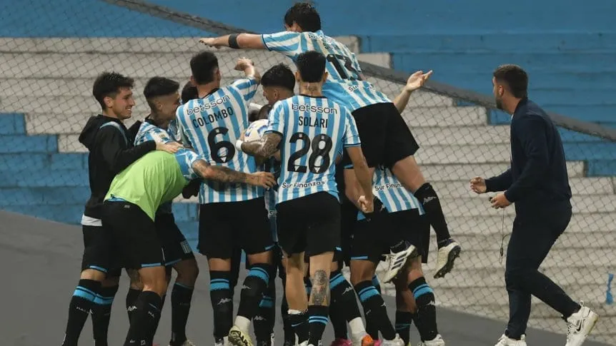 Por un golazo de Juanfer Quintero, Racing se lo dio vuelta a Independiente Rivadavia y sigue en la pelea