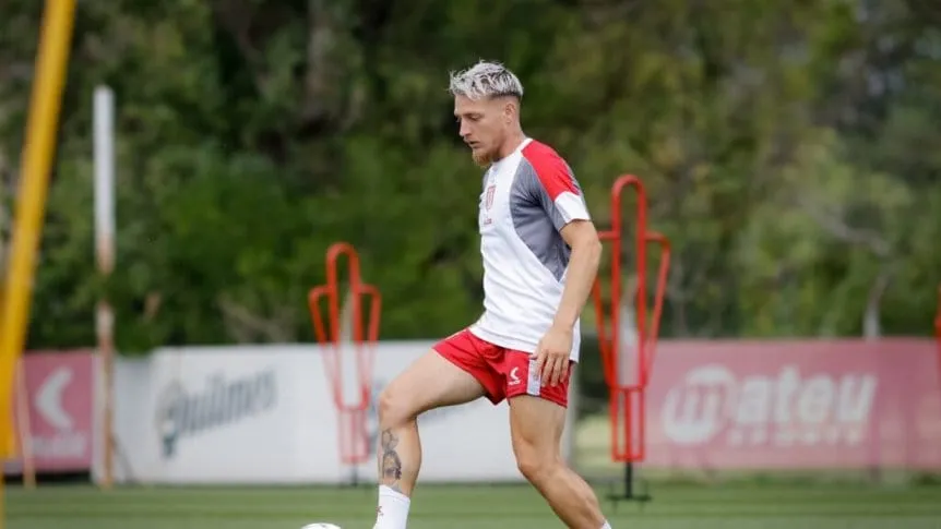 Estudiantes prepara River pero pensando en la final