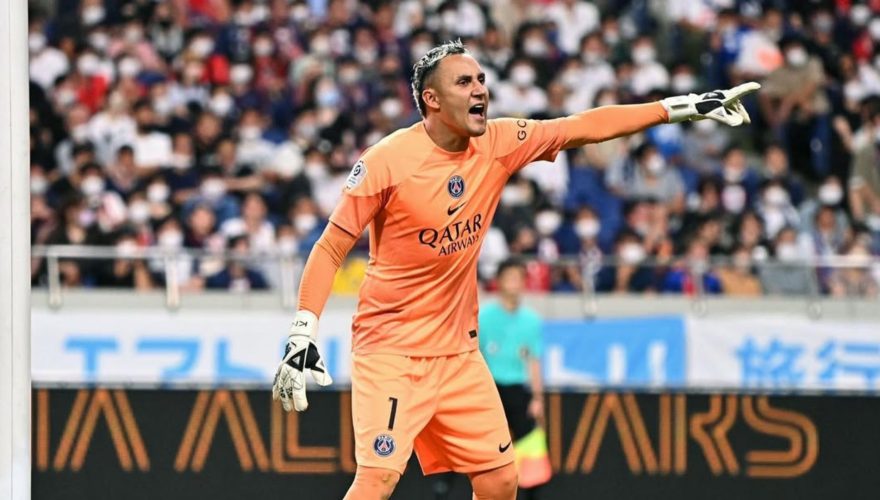 Sería el mejor pagado del fútbol chileno: el millonario sueldo que exige Keylor Navas para fichar en Colo Colo