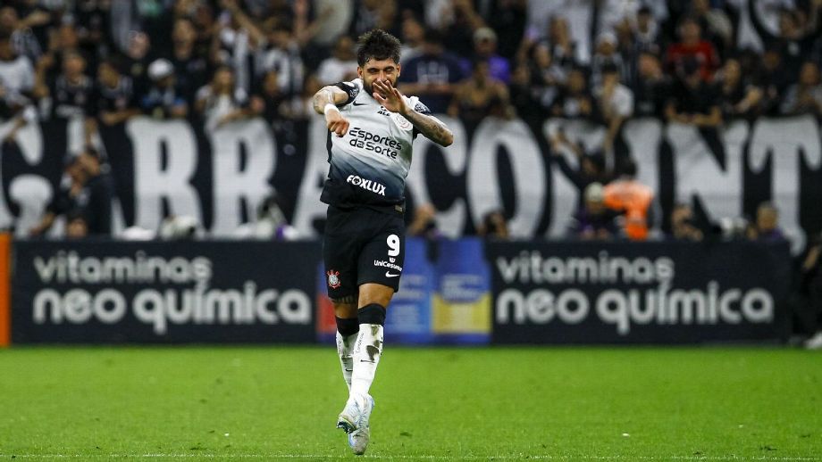 Yuri Alberto iguala Pedro, vira artilheiro do ano no Brasil e sonha com recorde do Corinthians no século