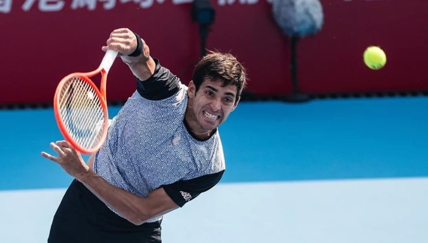 Cristian Garin anotó un triunfazo en Australian Open y quedó a un paso del cuadro principal: a qué hora, dónde ver en vivo y quién es su rival