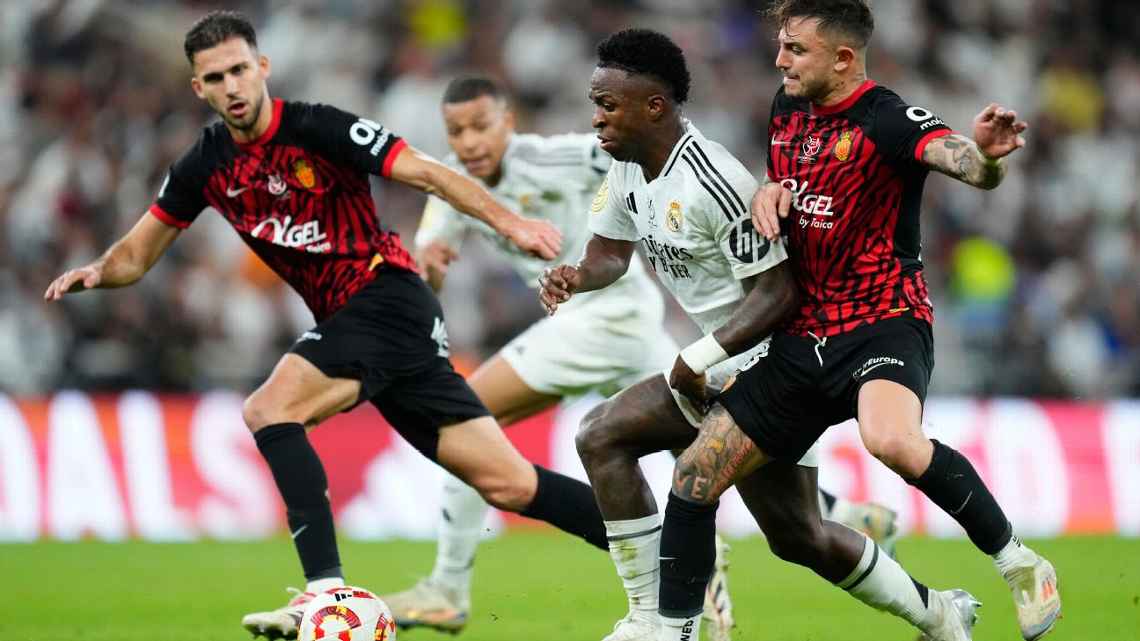 ‘Você é péssimo, ‘vá para a casa’ e ‘idiota’: TV mostra falas de Vinicius Jr. e Maffeo em treta durante jogo do Real Madrid