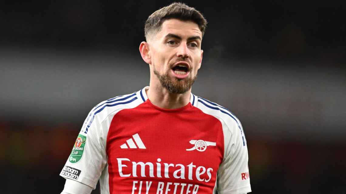 Alvo de Flamengo e Palmeiras, Jorginho abre porta para jogar no Brasil: ‘Seria incrível’