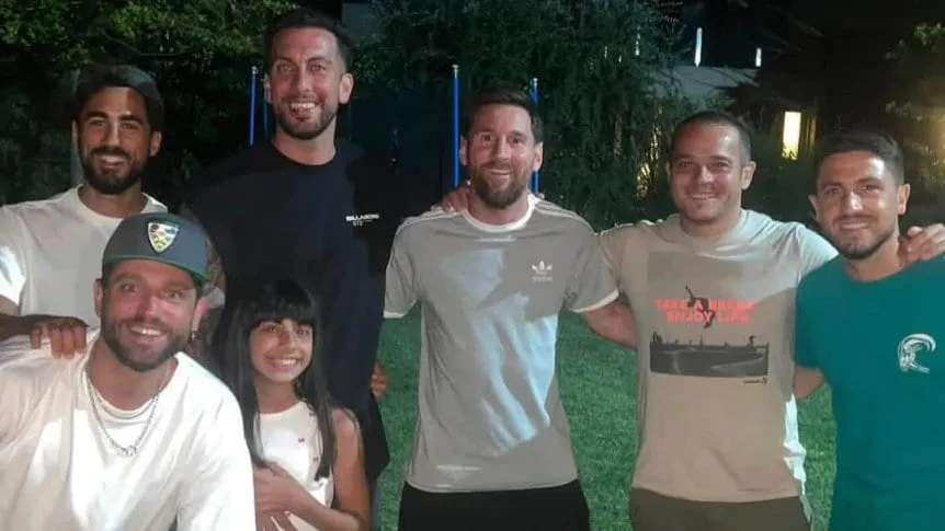 Messi se reencontró con sus viejos compañeros de Newell´s