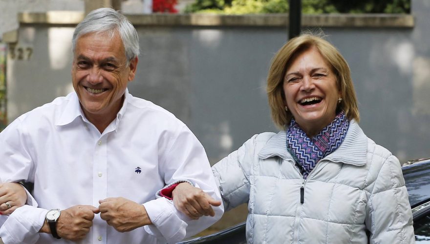 VIDEO – “Él nos sigue guiando”: las palabras de Evelyn Matthei a un año de la muerte de Sebastián Piñera