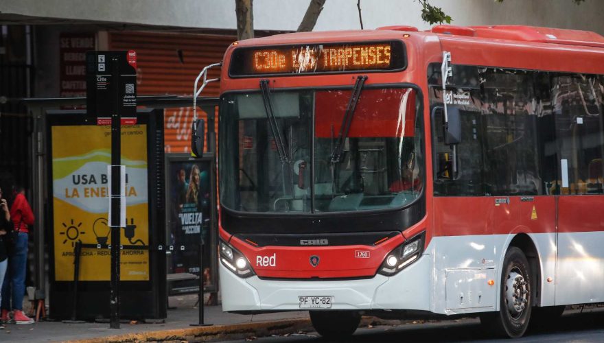 Nueva alza en el transporte público: cuánto subirá el pasaje del Metro y RED en Santiago