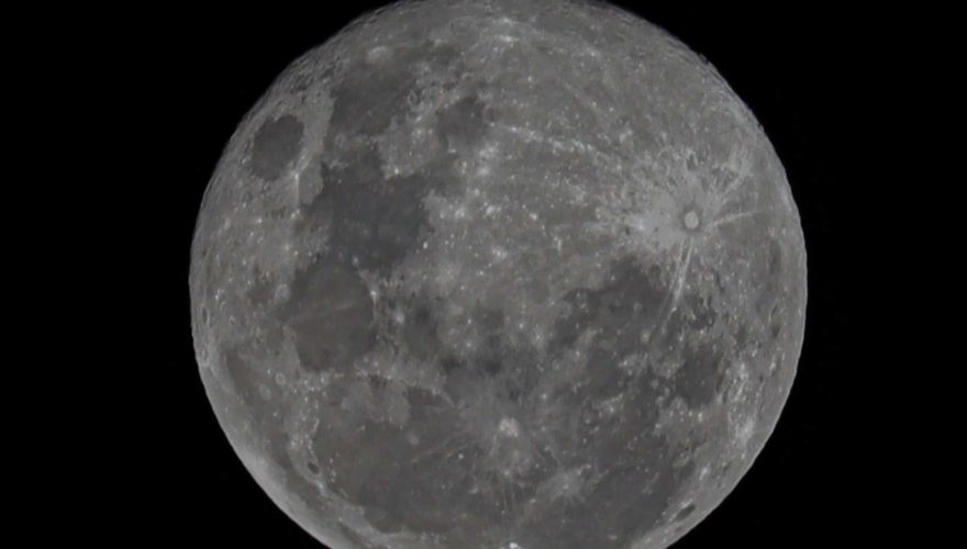 Luna llena de nieve en febrero: cuándo y a qué hora se verá este espectacular fenómeno en Chile