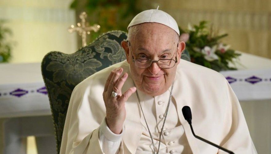 Todo lo que se sabe del estado de salud del papa Francisco tras sufrir crisis respiratoria