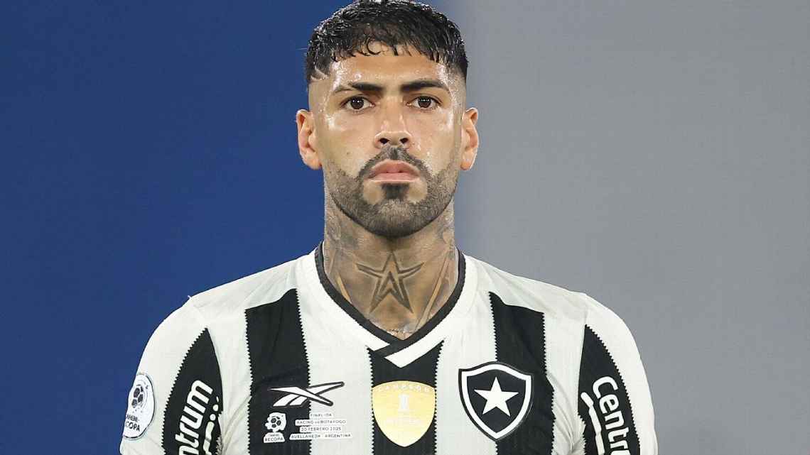 Após derrota do Botafogo, Barboza vai ao Uruguai para tirar cidadania e mira seleção: ‘Momento lindo’