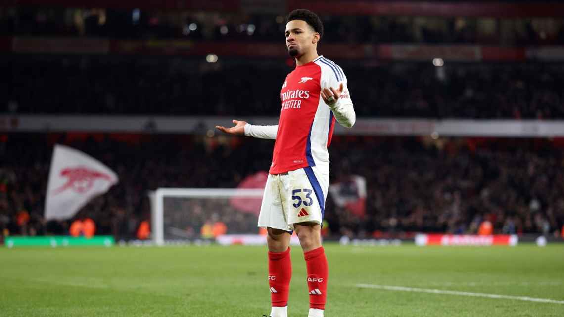 Por que joia do Arsenal que brilhou contra o City ainda não pode entrar no vestiário do time