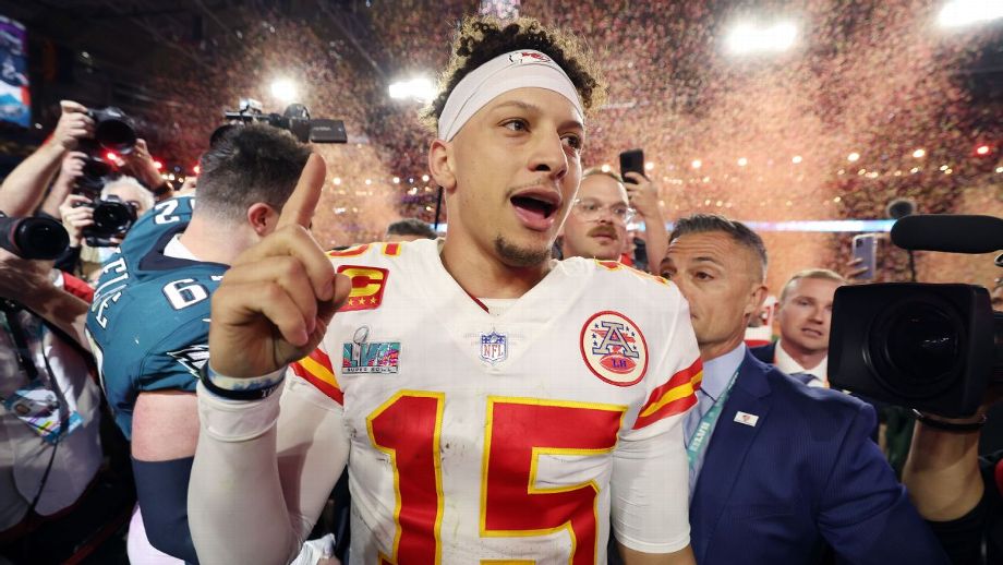 A história vai se repetir? Por que Chiefs x Eagles de 2023 é considerado ‘maior Super Bowl da história’