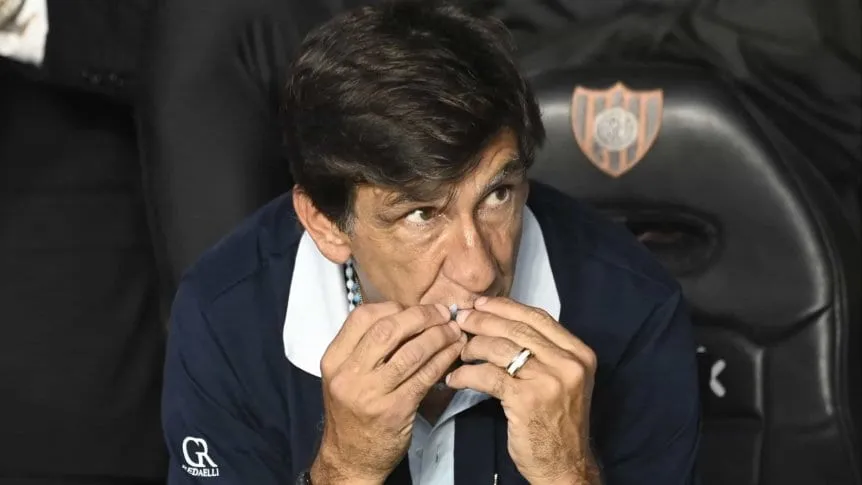 Por qué Costas dijo que en la zona de Racing ahora “son todos Real Madrid”