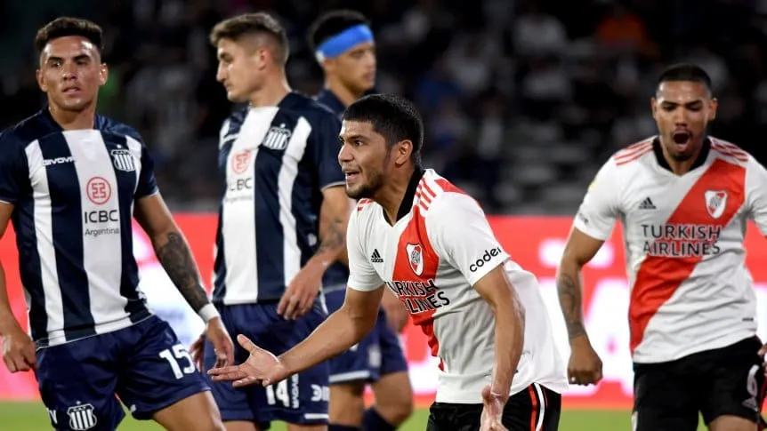 El River vs. Talleres que “definió” un campeonato, con Gallardo y Medina en los bancos