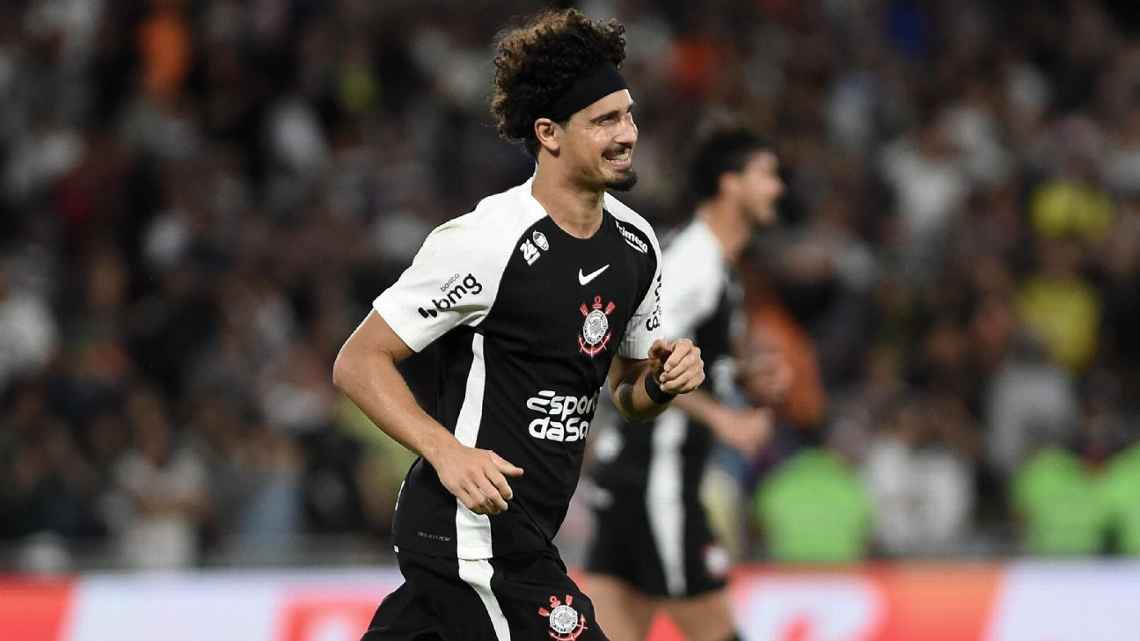 André Ramalho é sincero, ‘abre mão’ de gol no Corinthians e admite: ‘Mérito todo do Matheuzinho’