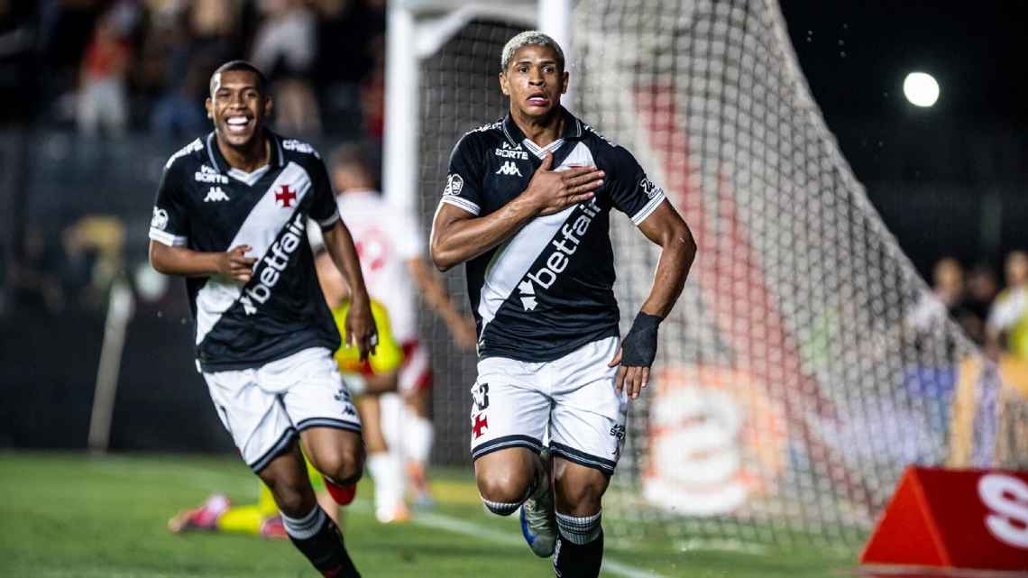 Vasco goleia Internacional por 5 a 1, vai aos 45 pontos e aumenta ‘crise’ no Colorado em reencontro com Ramón Díaz