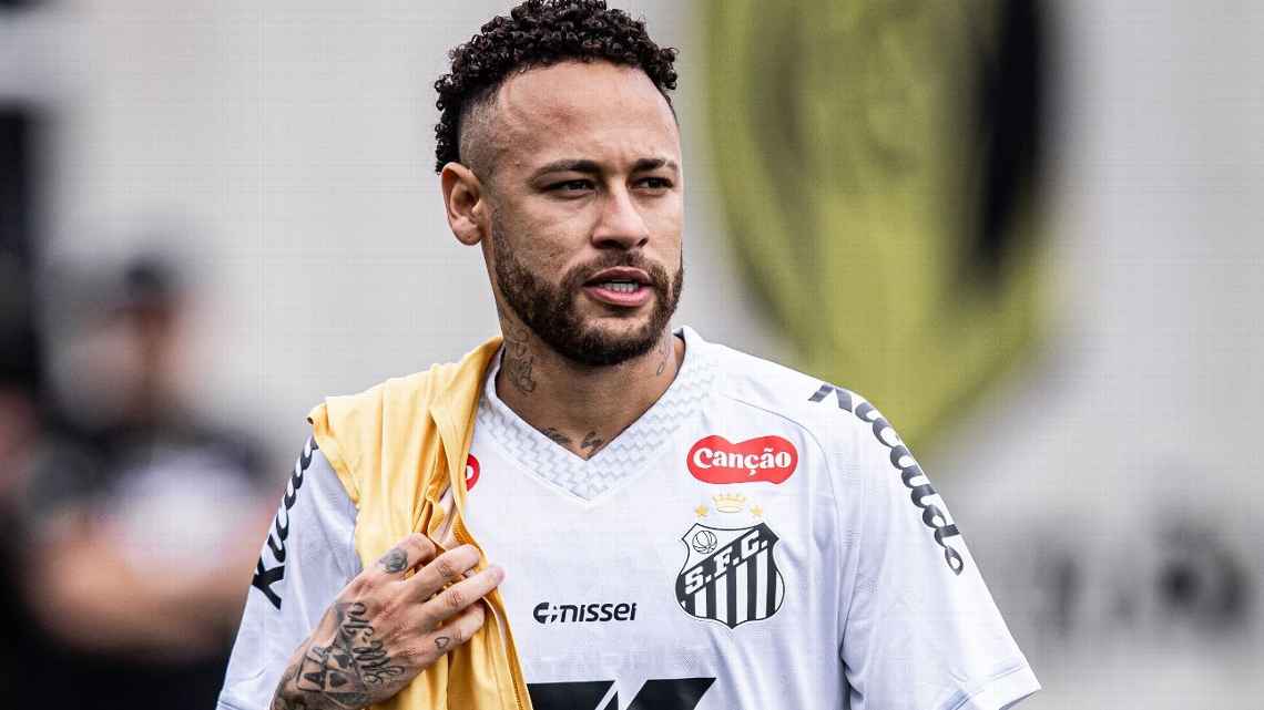 Neymar vai precisar de artroscopia no joelho, mas Santos mantém esperança de retorno