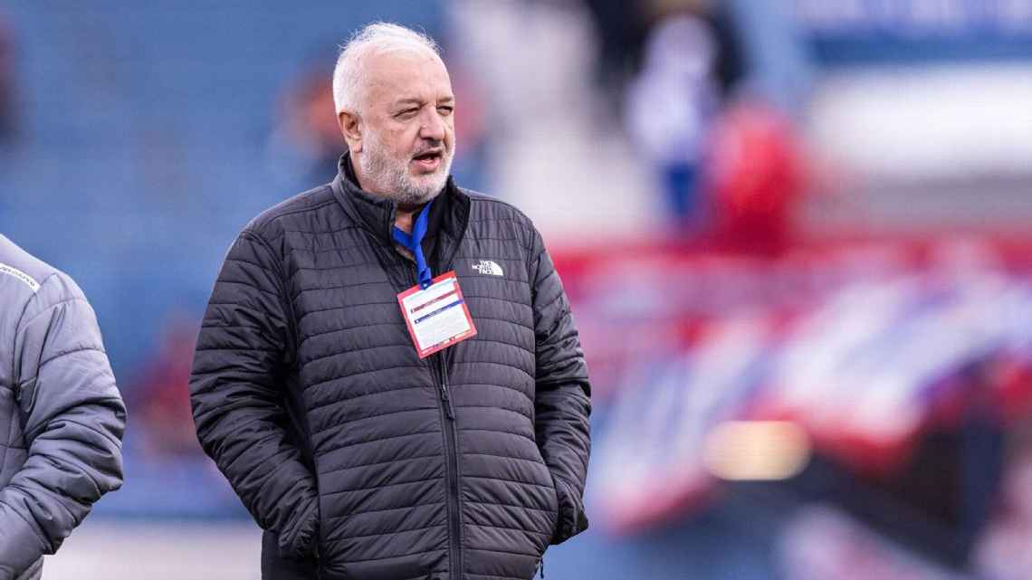 Um dia após 6 a 0, Carlos Belmonte entrega cargo e não é mais diretor do São Paulo