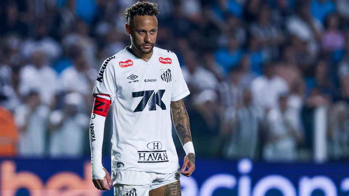 Como Santos pretende cuidar do joelho de Neymar em reta final ‘no sacrifício’ no Brasileirão