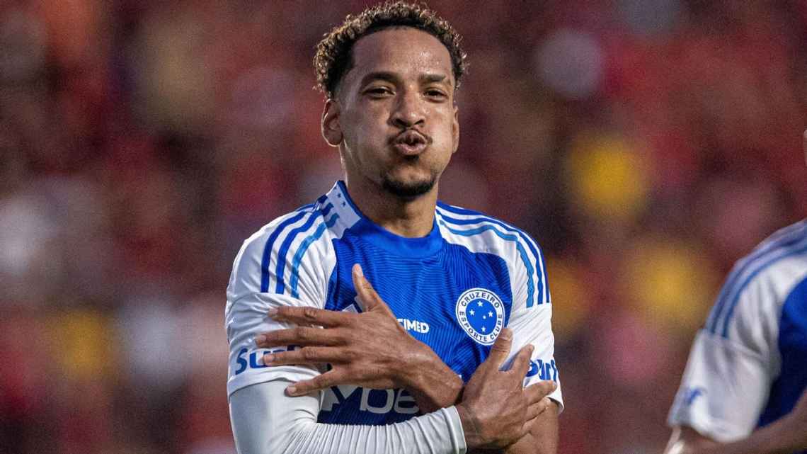 Entre a fé e as manias: as superstições de Matheus Pereira, destaque do Cruzeiro e esperança por título na Copa do Brasil
