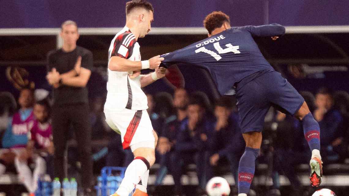 Flamengo jogaria a Premier League? A resposta de Filipe Luís após vice da Copa Intercontinental