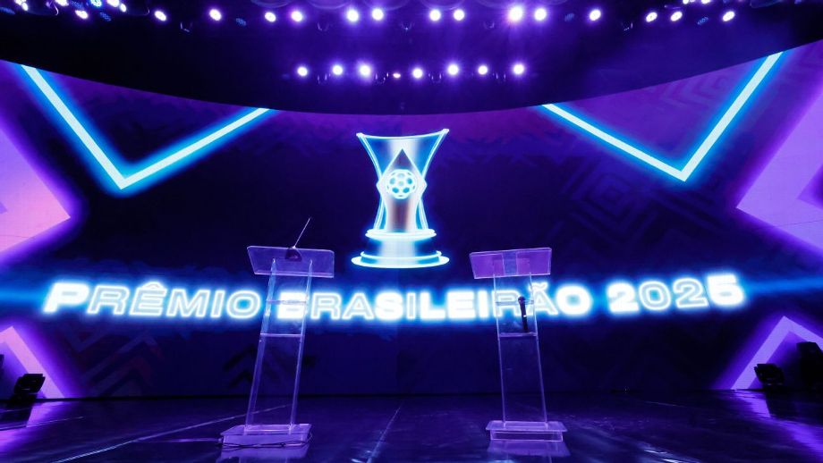 Seleção do Brasileirão da CBF tem quatro de Cruzeiro e Flamengo e Arrascaeta como craque; veja time completo, melhor técnico e revelação