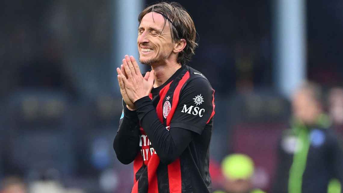 Milan tropeça e empata em casa com Sassuolo, mas amplia sequência invicta no Italiano