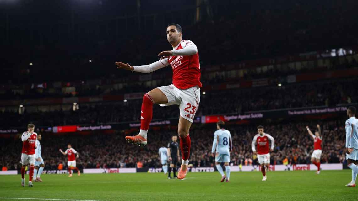 Arsenal vence Brentford, afasta pressão do City e segue disparado na liderança da Premier League